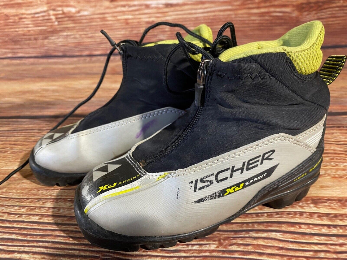 Fischer XJ Sprint Nordic Cross Country Ski Boots Kids Size EU30 US12 NNN F-621