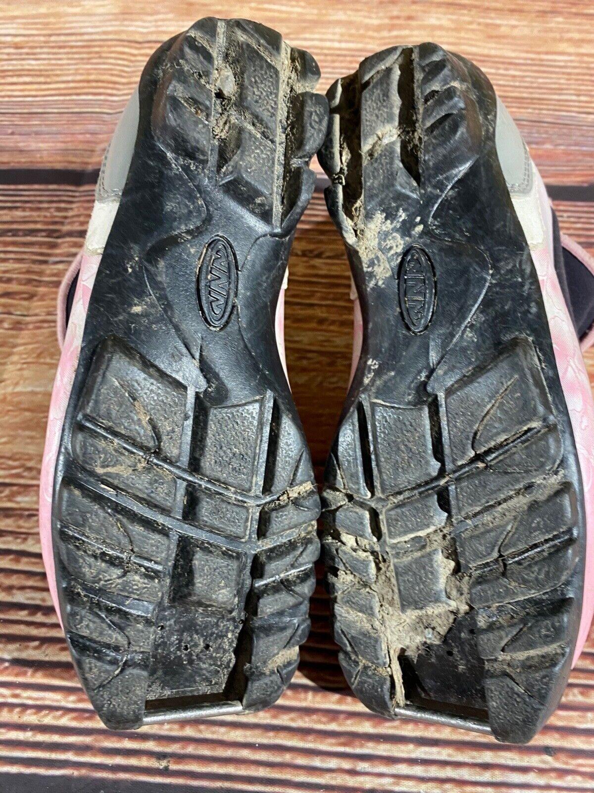 Madshus Buterfly Cross Country Ski Boots Classic NNN EU 32 US 1.5 Kids M325