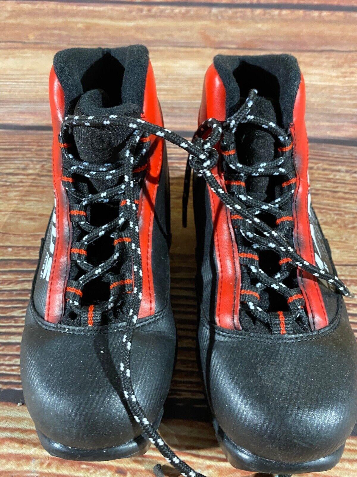 Madshus NC2 Cross Country Ski Boots Classic NNN EU 34 US 3 Kids 220mm M333