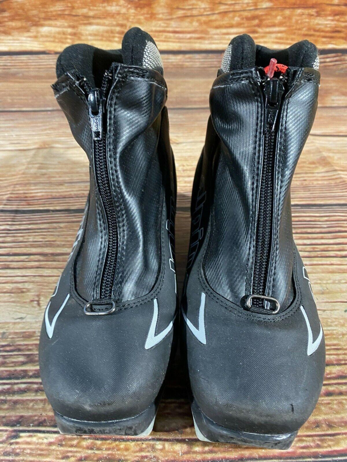 Alpina T5 Plus Nordic Cross Country Ski Boots Size EU35 US3.5 for NNN 1068