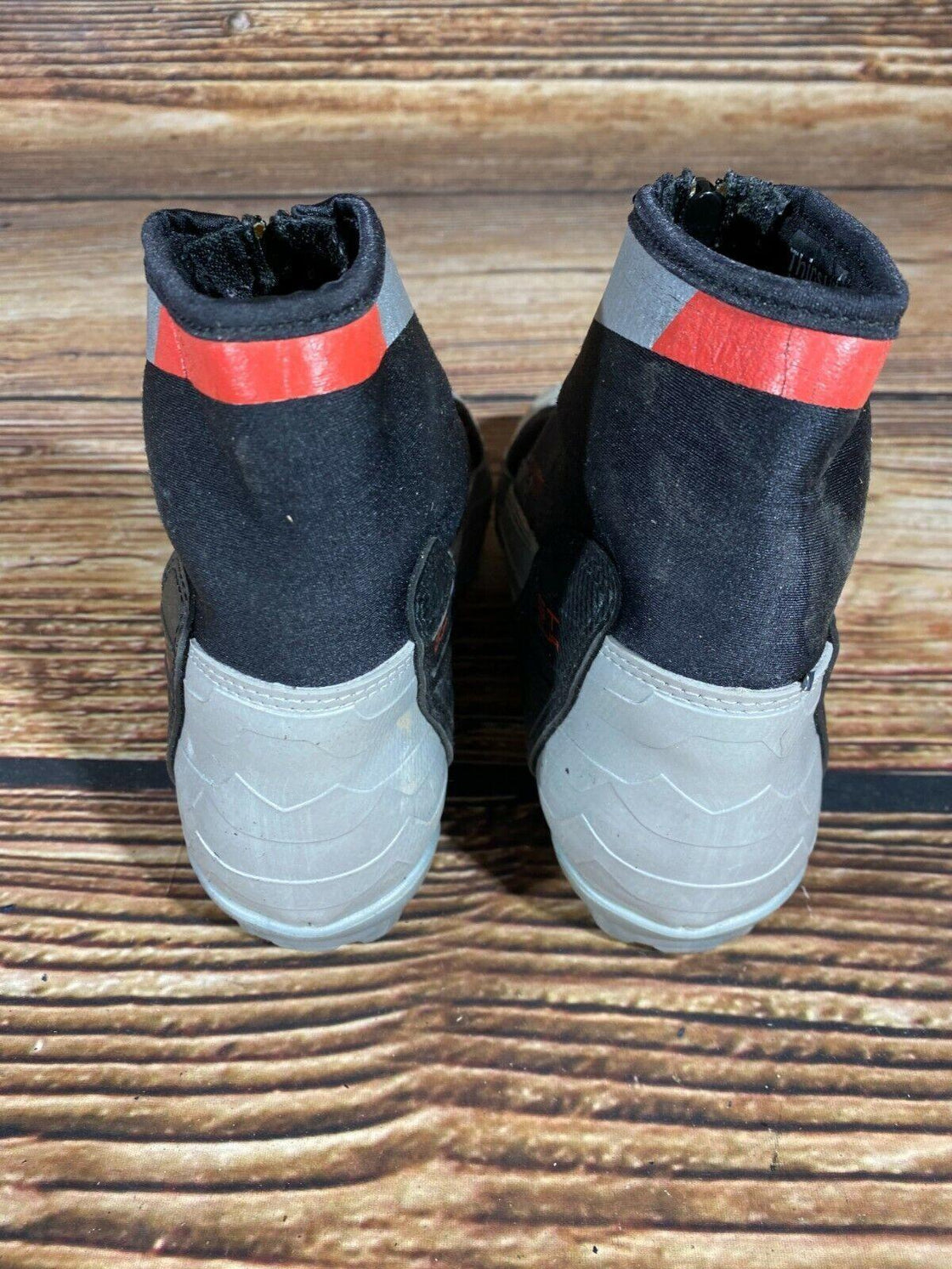 ST10JR Cross Country Ski Boots Classic Size EU37 US5 NNN Rottefella 3190