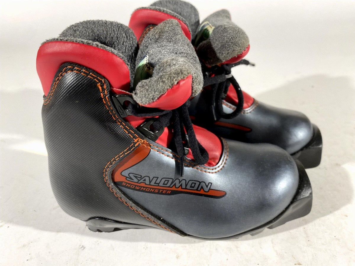 Salomon Snow Cross Country Ski Boots Classic SNS Profil EU 28 US 10.5 Kids S123
