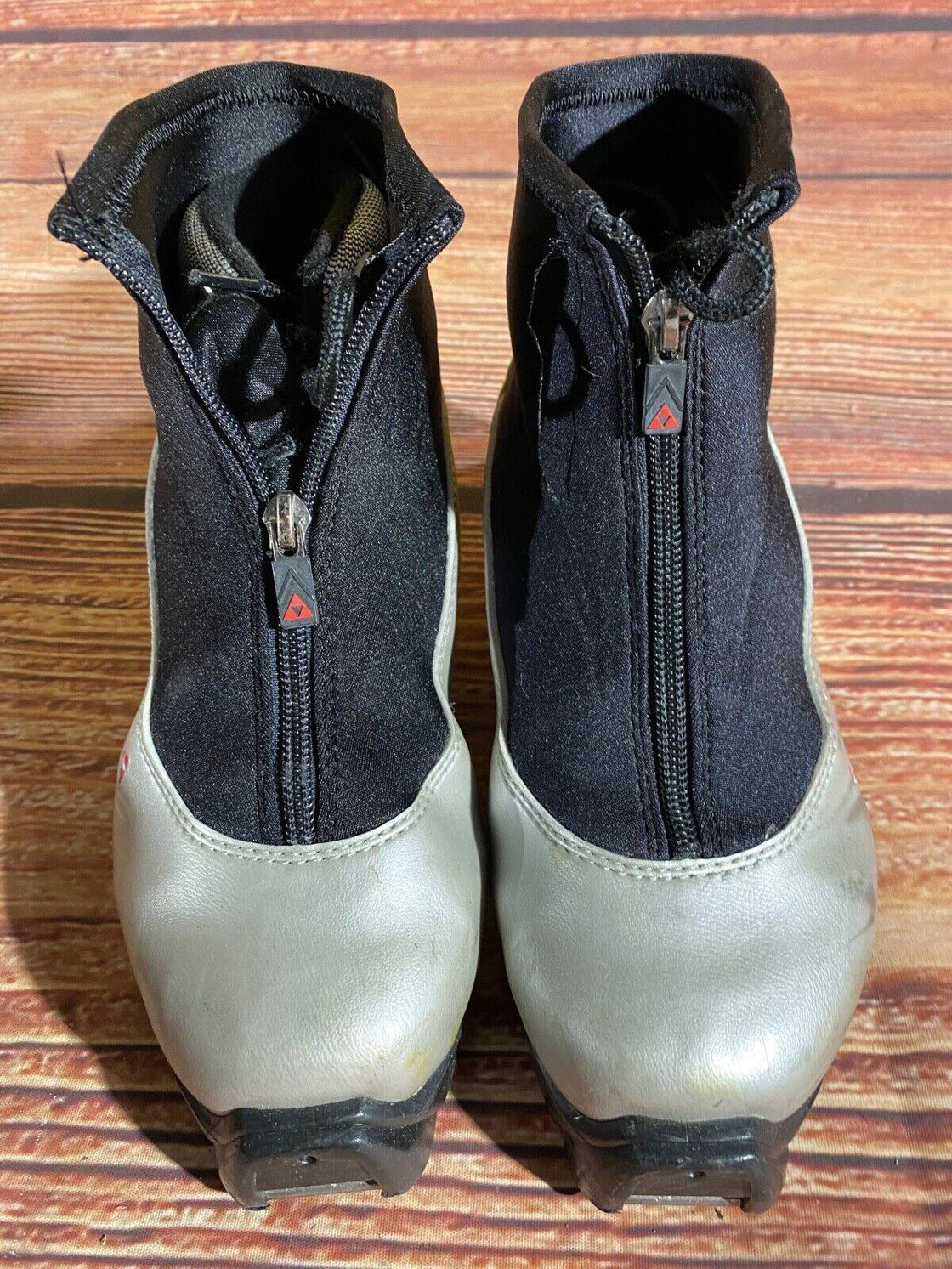 Fischer Nordic Cross Country Ski Boots Size EU36 US4.5 SNS Profil 1074