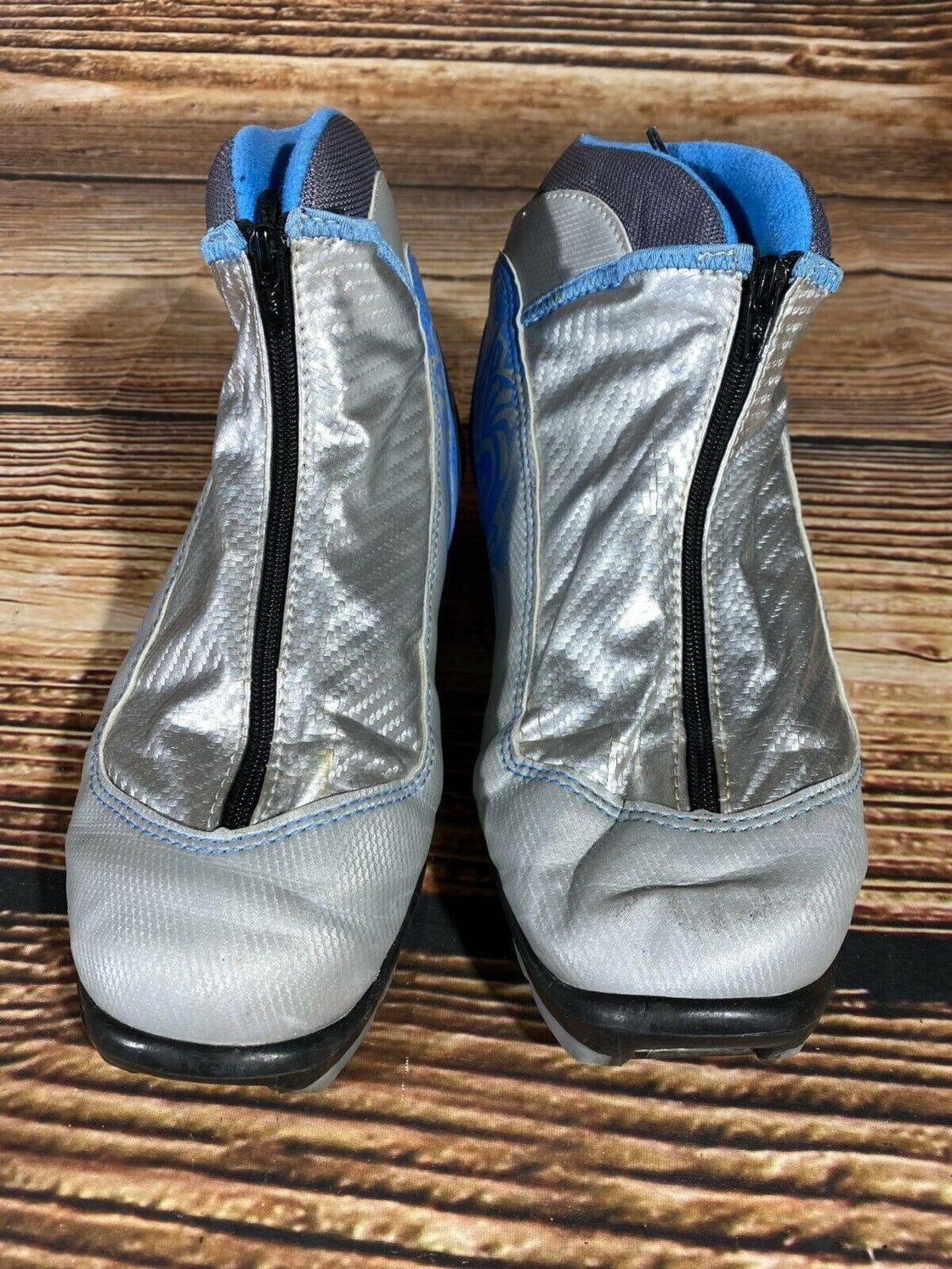 Madshus NX6 Cross Country Ski Boots Size EU39 US7 NNN Binding 1947