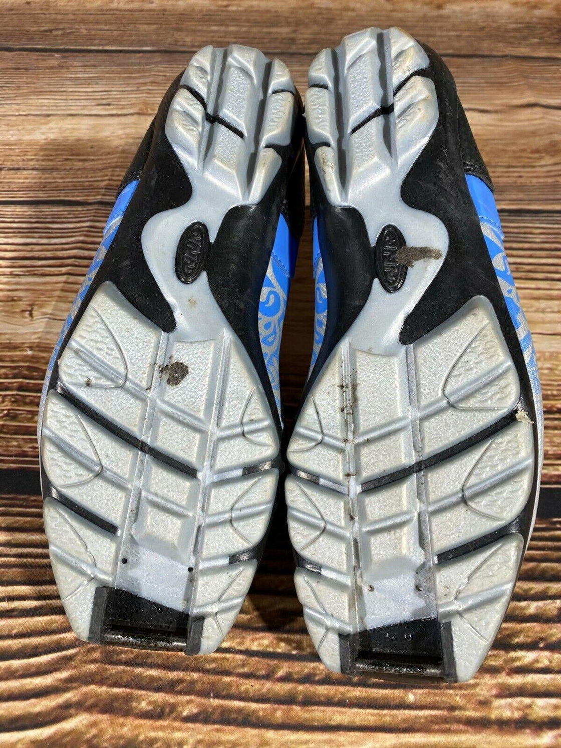 Madshus NX6 Cross Country Ski Boots Size EU39 US7 NNN Binding 1947