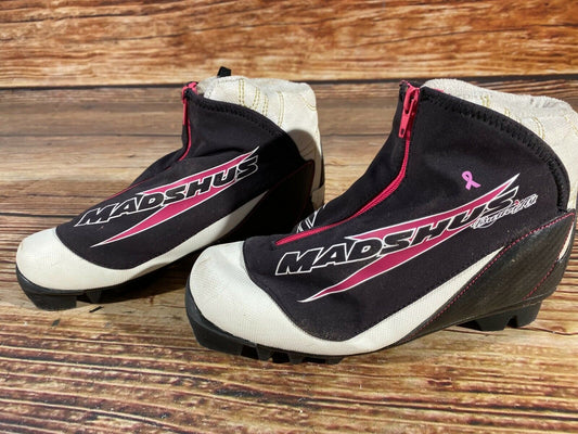 Madshus Buterfly Cross Country Ski Boots Classic NNN EU 33 US 2 215mm M-105