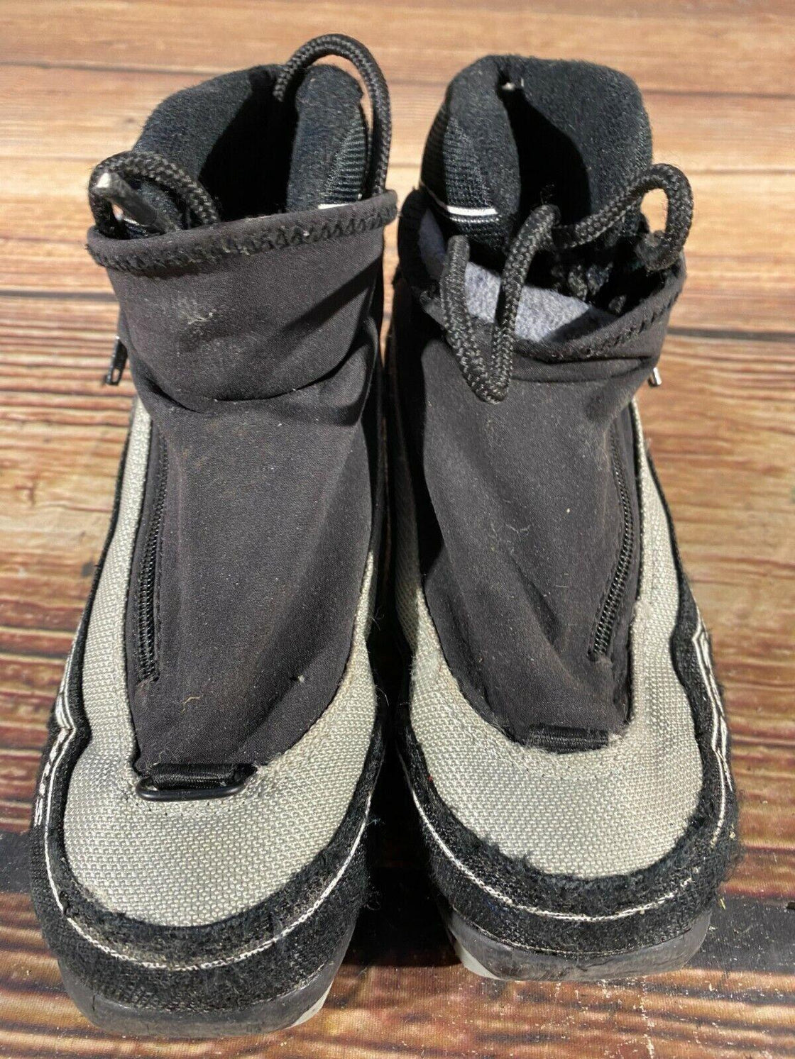 Madshus CT100 Jr Cross Country Ski Boots Size EU28 for NNN M-170