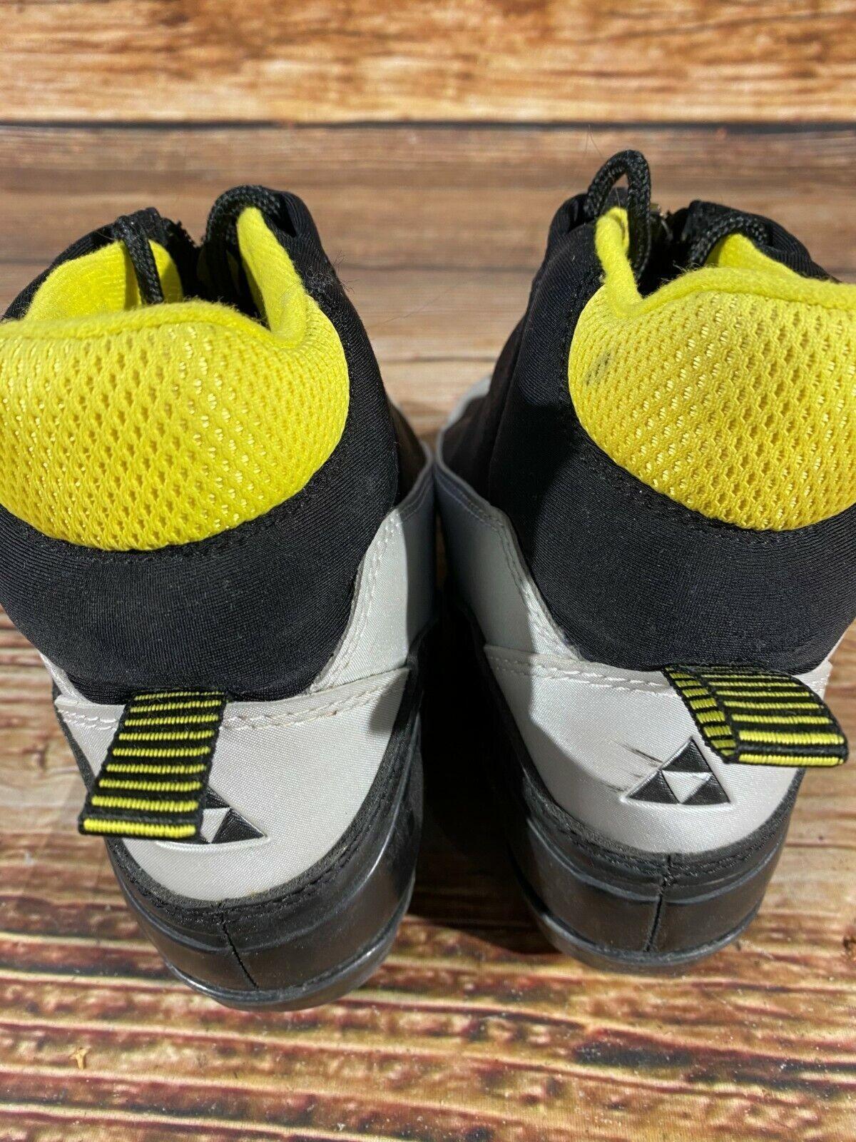 Fischer XJ Sprint Cross Country Ski Boots Classic SNS Profil EU 37 US 5 1530