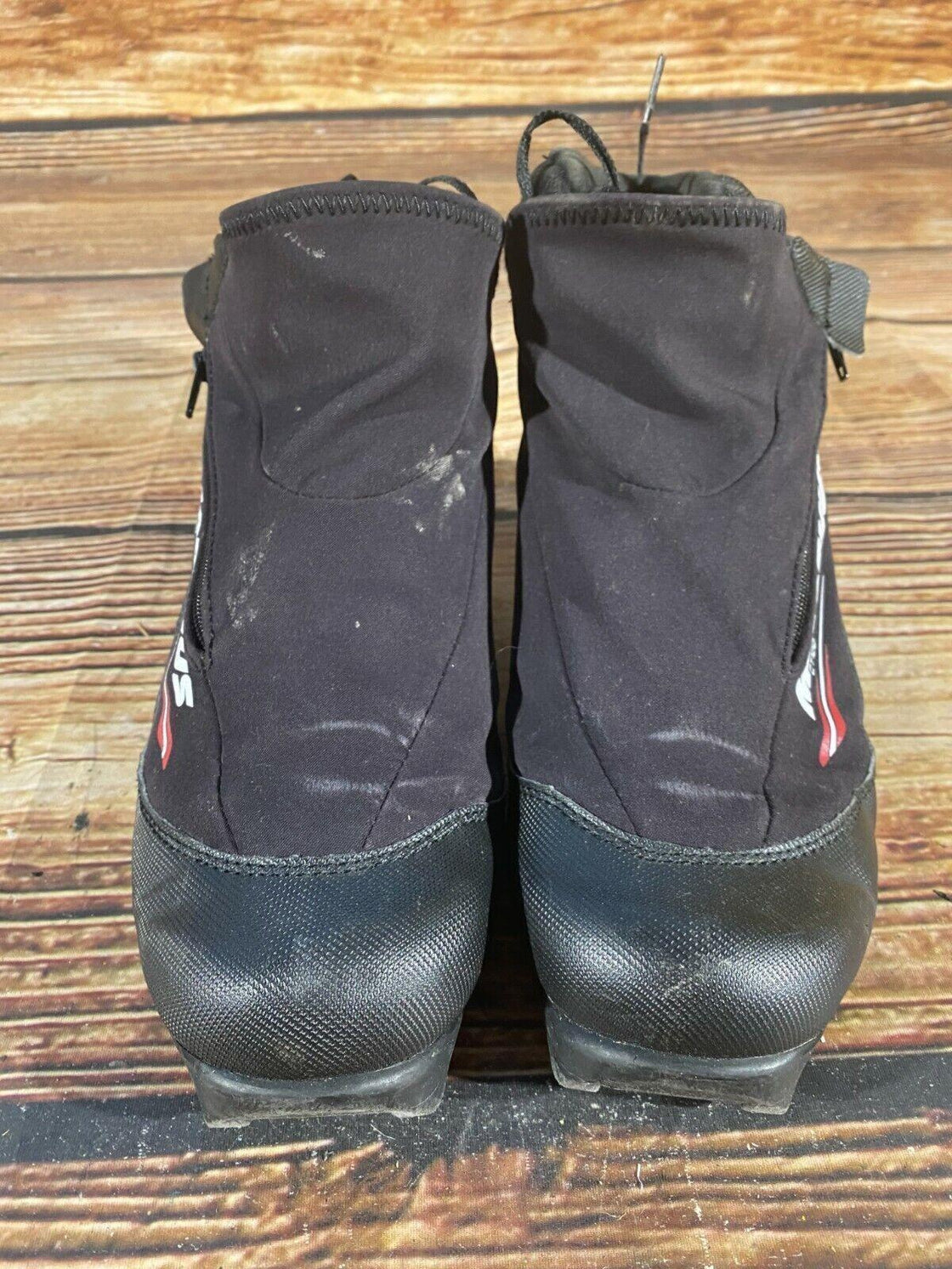 Madshus CT100 Nordic Cross Country Ski Boots Size EU39 US7 NNN bindings 2591