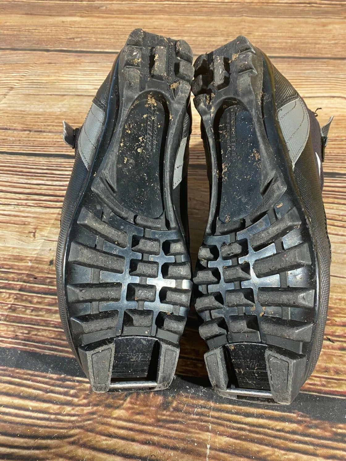 Madshus CT100 Nordic Cross Country Ski Boots Size EU39 US7 NNN bindings 2591
