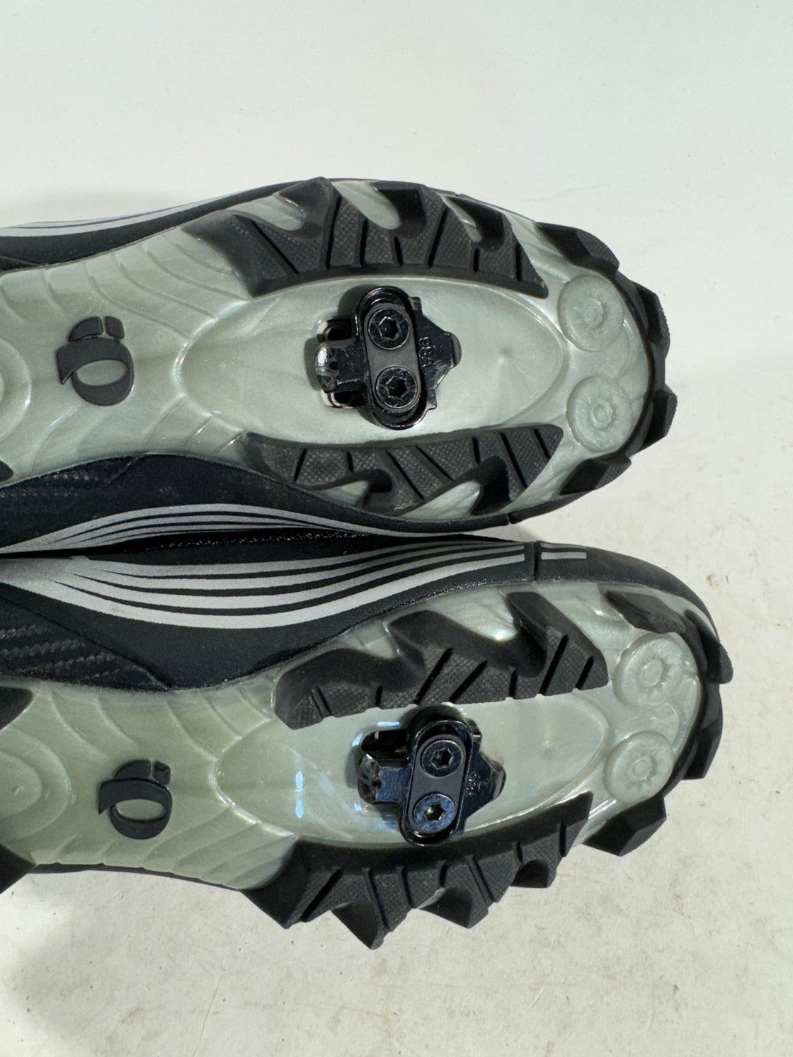 PEARL IZUMI Cycling MTB Shoes Mountain Bike EU41 US8 UK7 Mondo 267 cs 1279