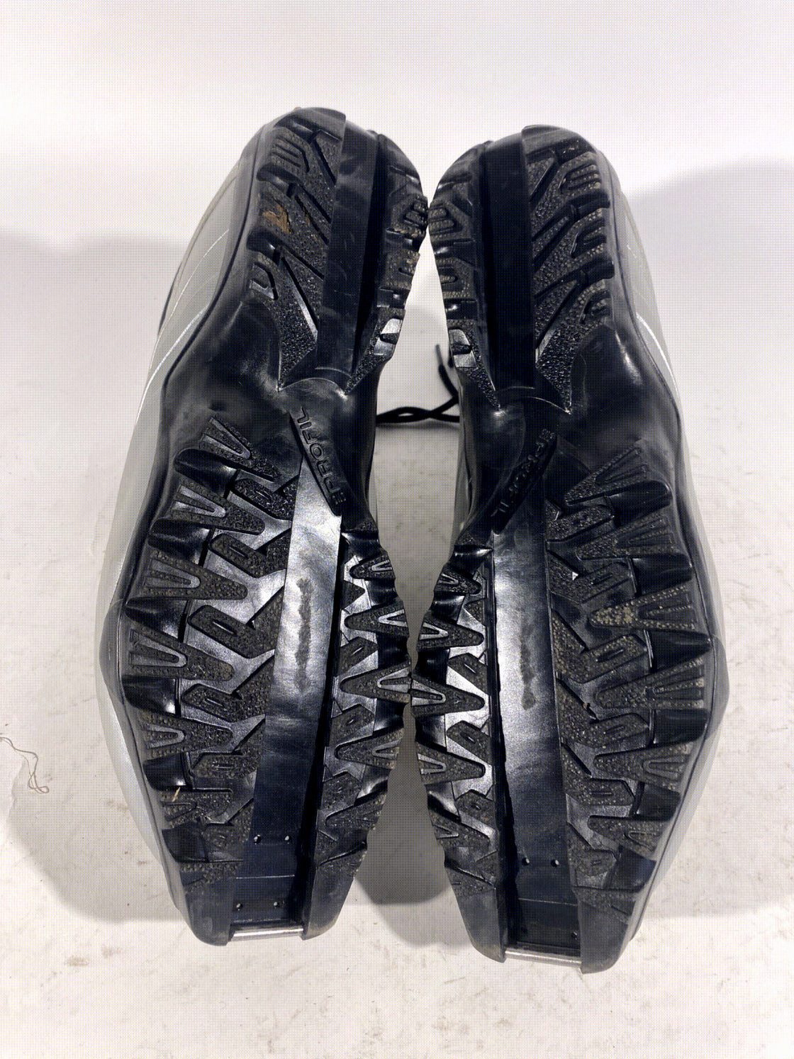 Fischer Classic Nordic Cross Country Ski Boots Size EU43 US9.5 SNS Profil 3225