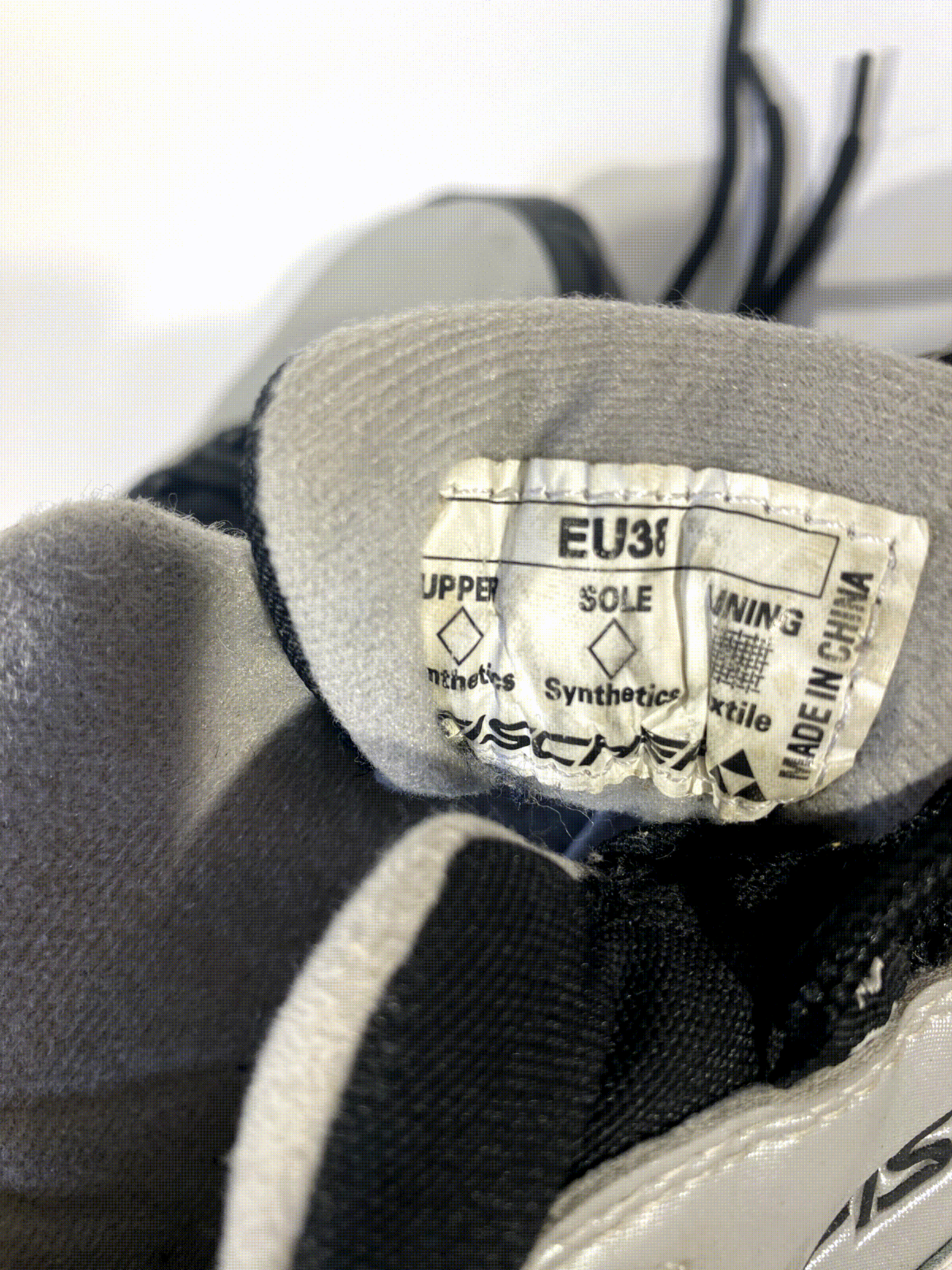 Fischer Classic Cross Country Ski Boots Classic SNS Profil EU 38 US 6 250mm 1355