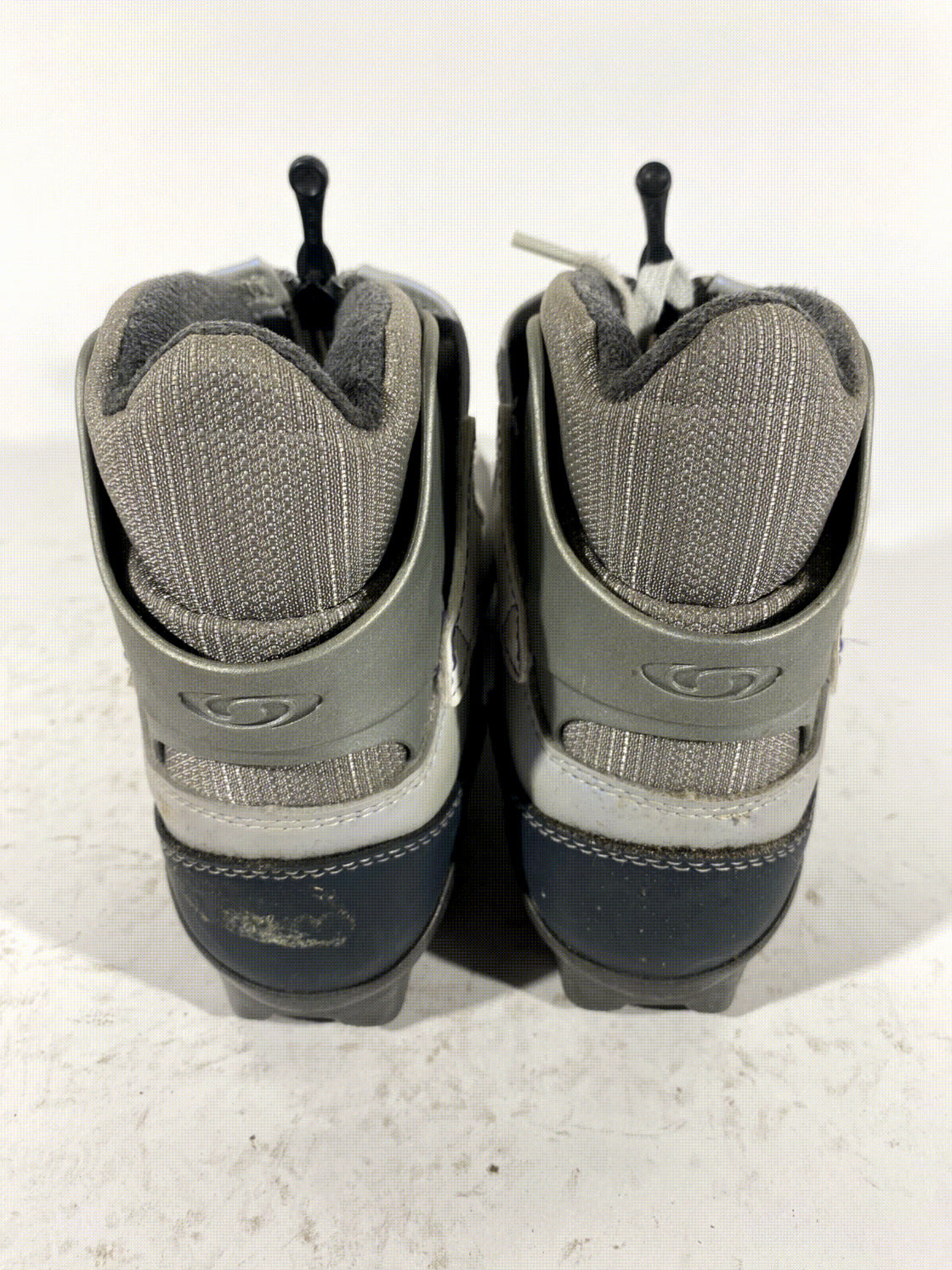 SALOMON Classic Cross Country Ski Boots Size EU39 1/3 US7.5 SNS Profil 1400