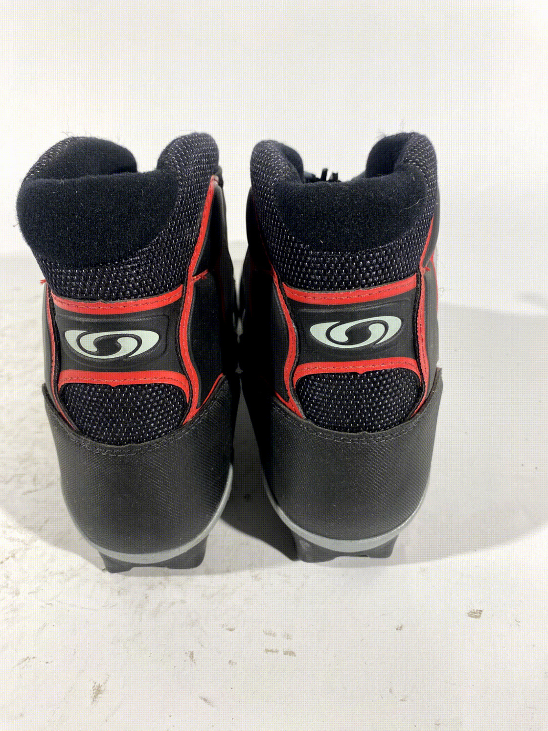 Salomon Touring Nordic Cross Country Ski Boots Size EU41 1/3 US8 SNS Profil 1402