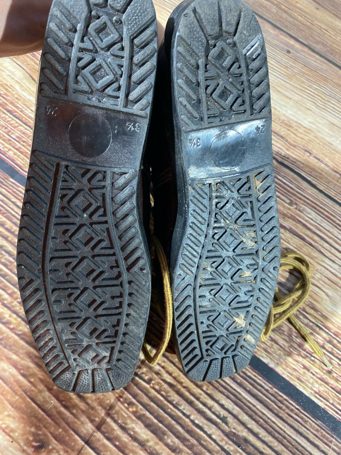 LEATHER Vintage Alpine Ski Boot Mountain Skiing EU36 US4.5 UK3.5 Mondo 230 KL144
