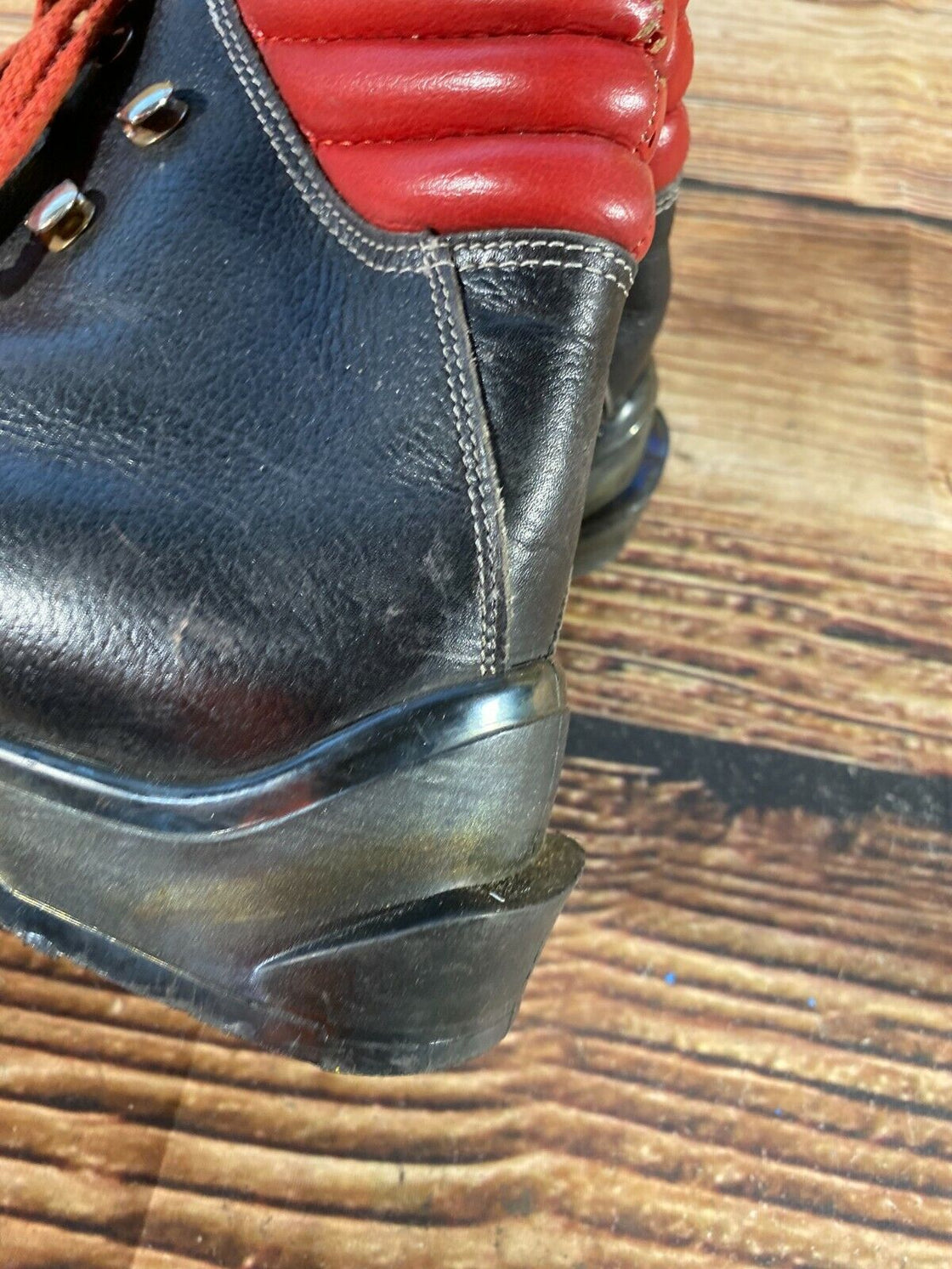 Vintage Alpine Ski Boots Skiing EU38 US5.5 UK4.5 Mondo 240 Cable Bindings KL158
