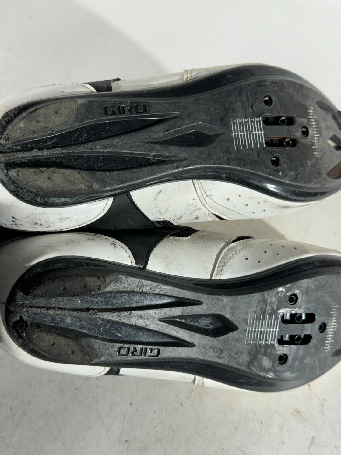 GIRO Savix Boa Cycling Road Shoes EU43 US9.5 Mondo 265 cs495