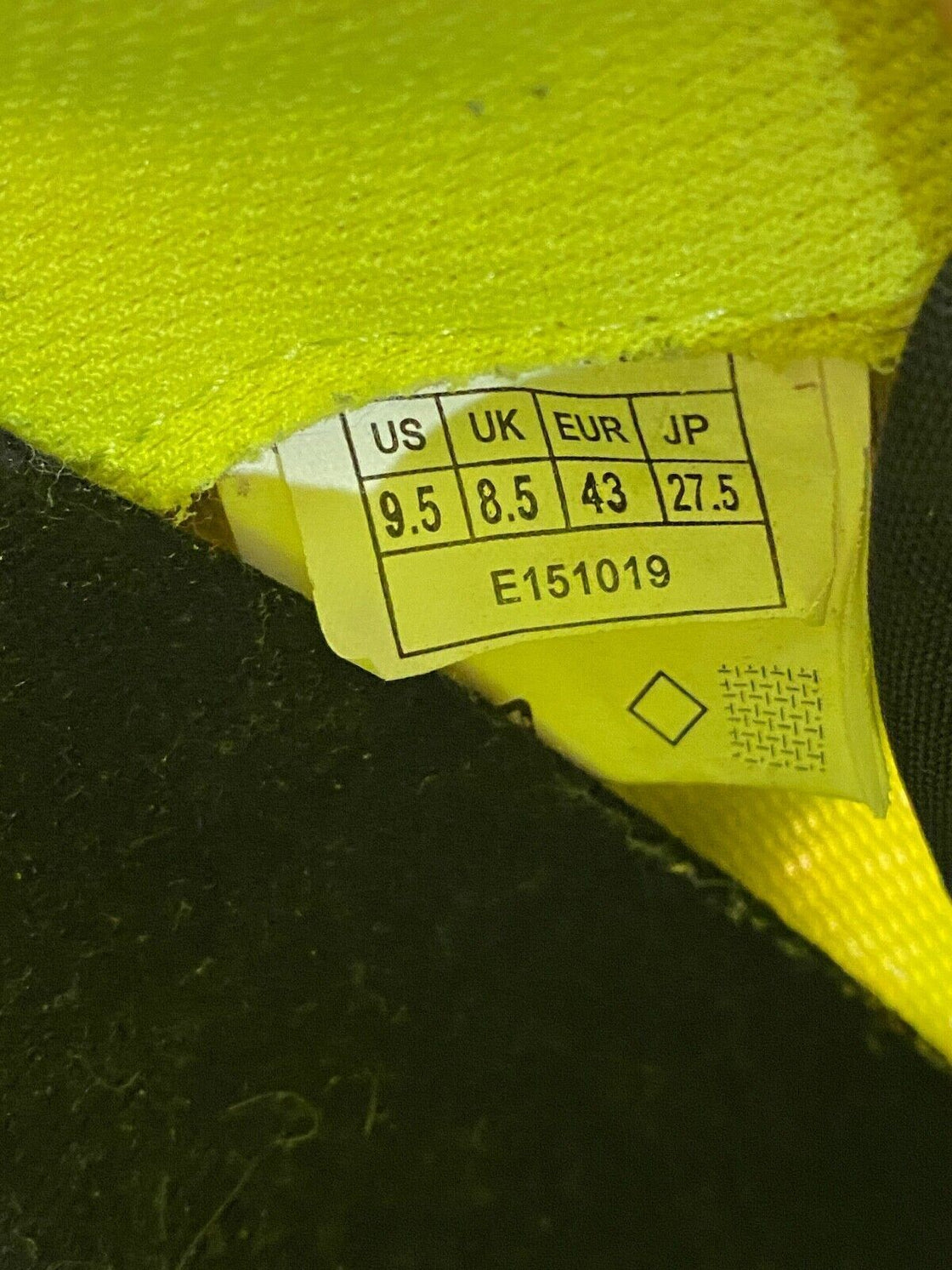 ON GEAR Carbon Road Cycling Shoes Size 3 Bolts EU43 US9.5 Mondo 275  cs817