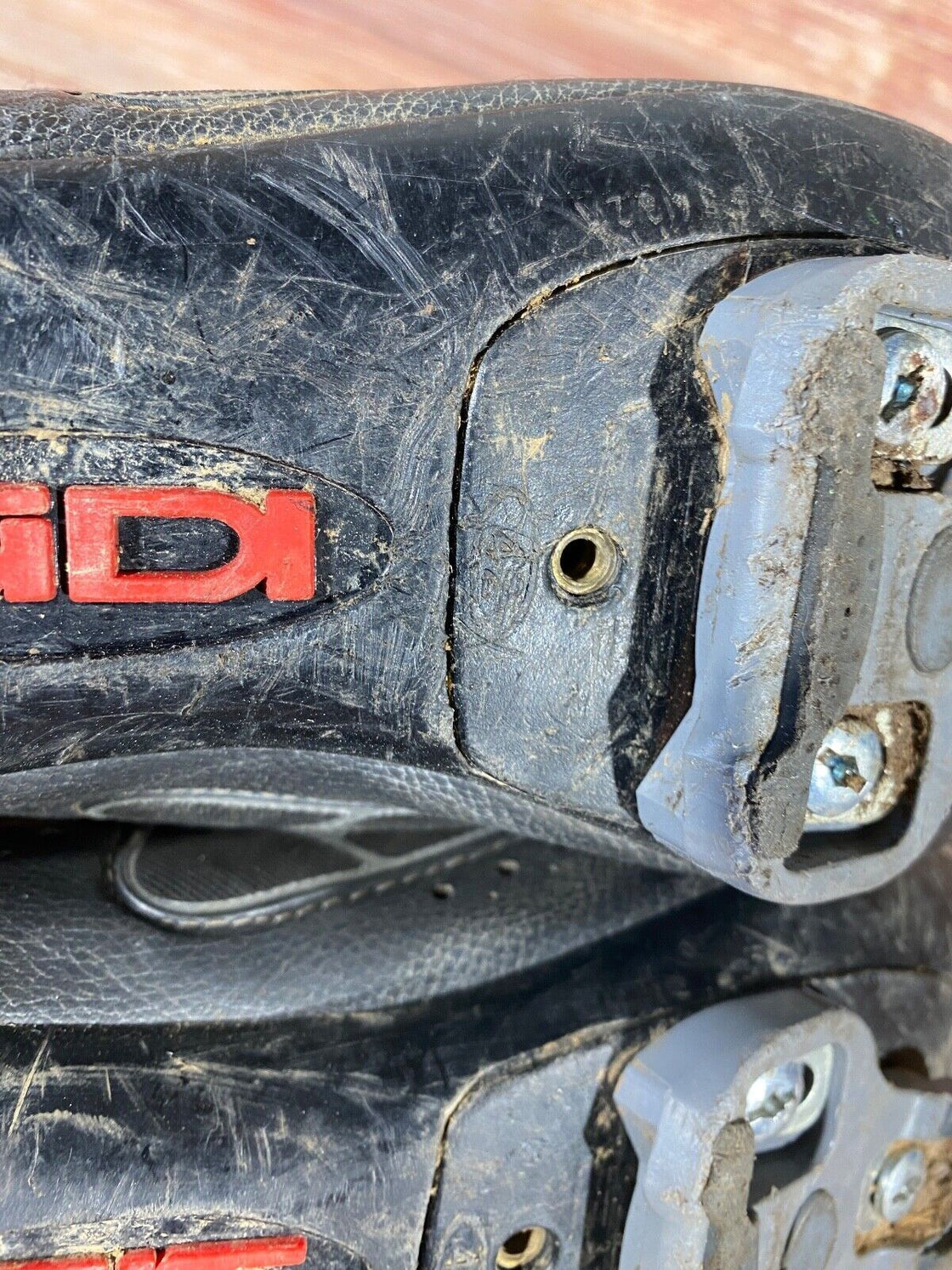 SIDI Carbon Road Cycling Shoes  3 Bolts Unisex Size EU42 US8  Mondo 258 cs875