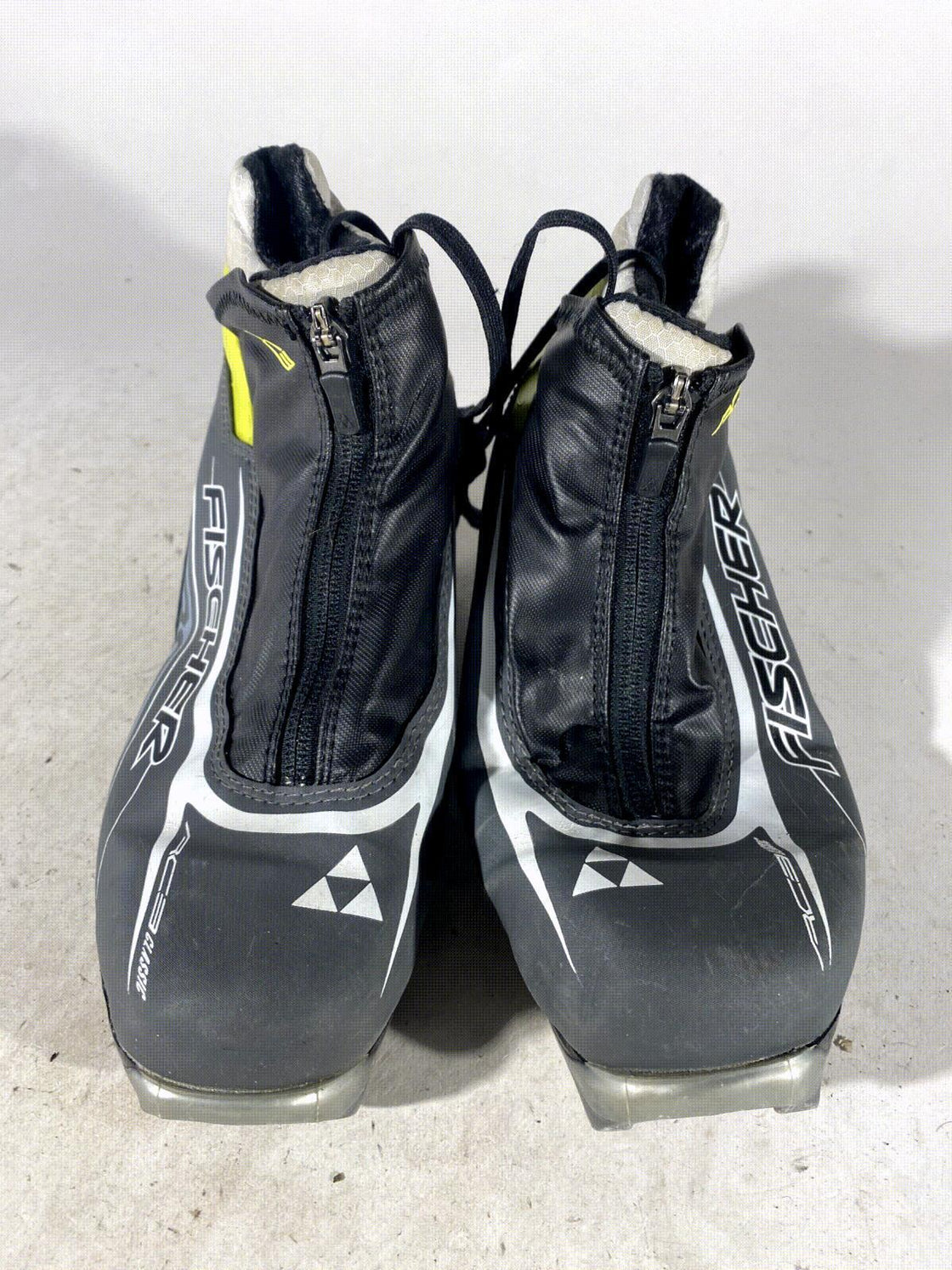 Fischer RC3 Classic Nordic Cross Country Ski Boots Size EU40 US7.5 NNN