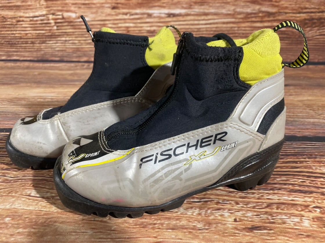 Fischer XJ Kids Sprint Cross Country Classic Ski Boots Size EU30 US12 NNN 472