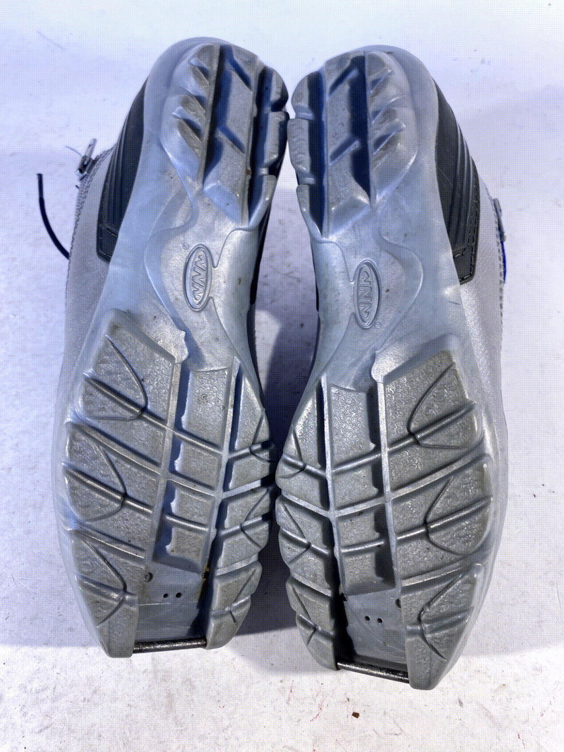 Alpina ST11 JR Nordic Cross Country Ski Boots Size EU40 US7.5 NNN bindings 393