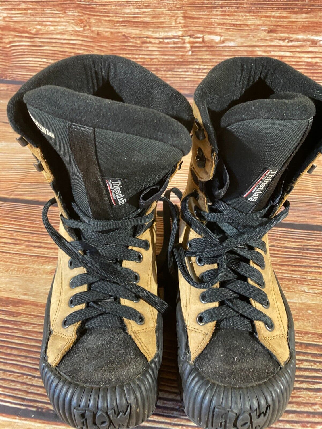 BOOGIE Vintage Snowboard Boots Size EU41, US8, UK7, Mondo 263 mm