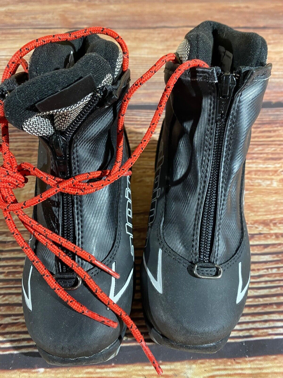 Alpina T5Plus Kids Nordic Cross Country Ski Boots Size EU31 US12.5 NNN A-1138