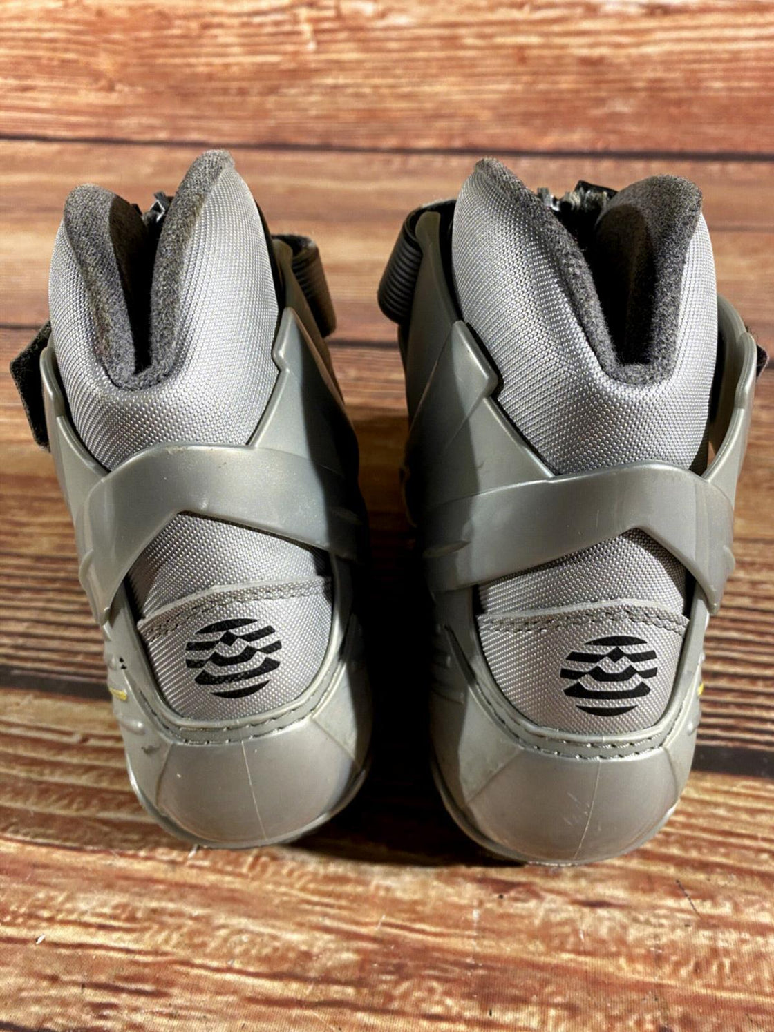 Alpina SP30L Nordic Cross Country Ski Boots Size EU39 US7 for NNN
