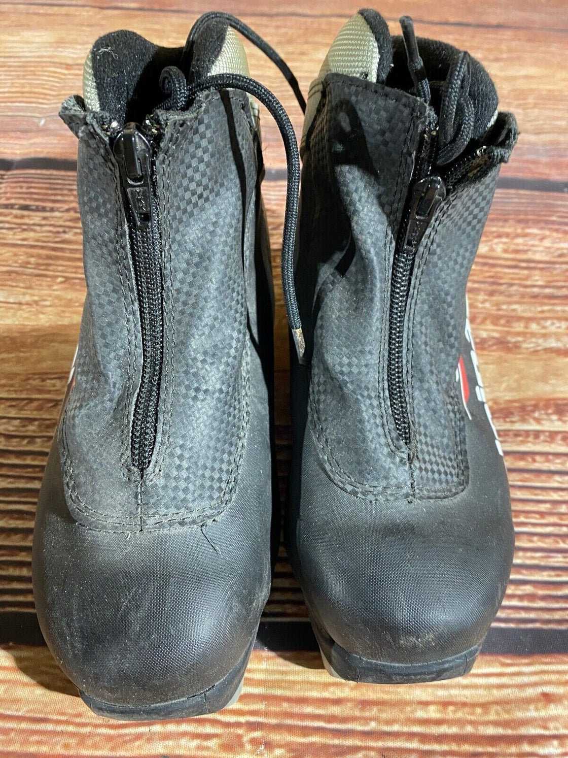 Alpina Touring Kids Nordic Cross Country Ski Boots Size EU35 US3.5 NNN A-1317