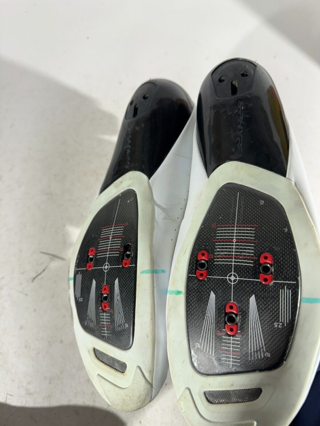 SHIMANO Sphyre RC9 Cycling Road Shoes EU42.5 US8.7 Mondo 273 cs600