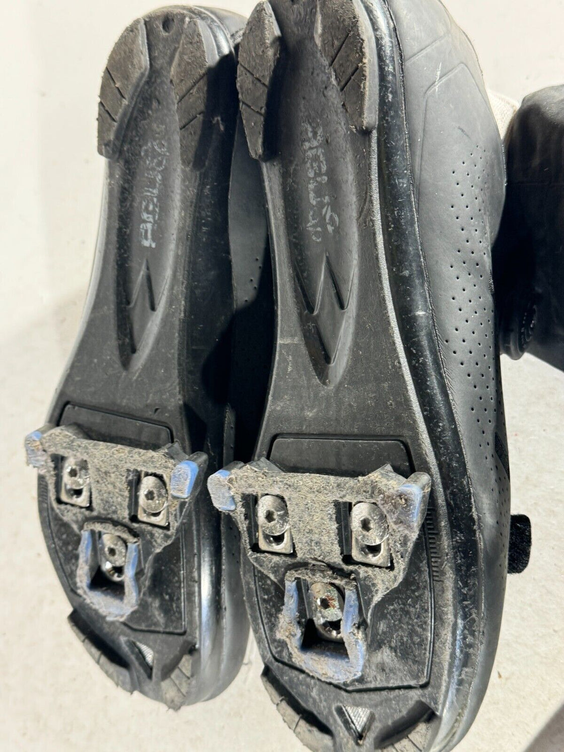 AGU Cycling Road Shoes EU45 US11.5 Mondo 286 cs589