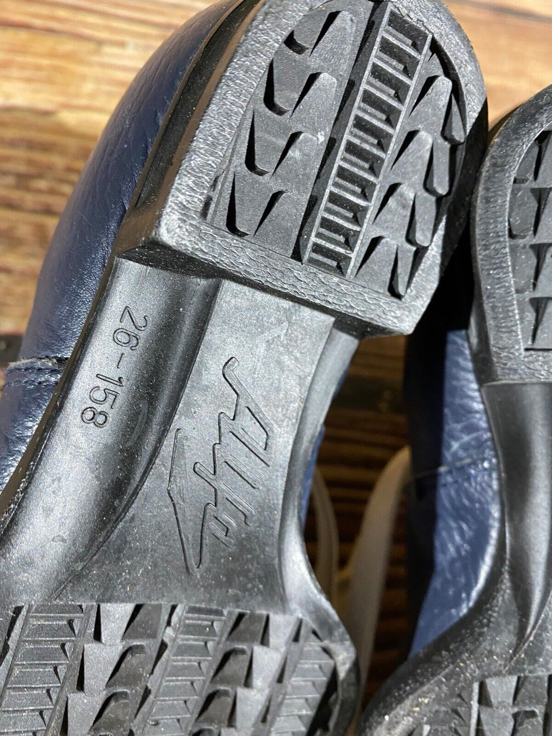 Alfa Vintage Kids Nordic Norm Cross Country Ski Boots Size EU26 US9 NN 75mm