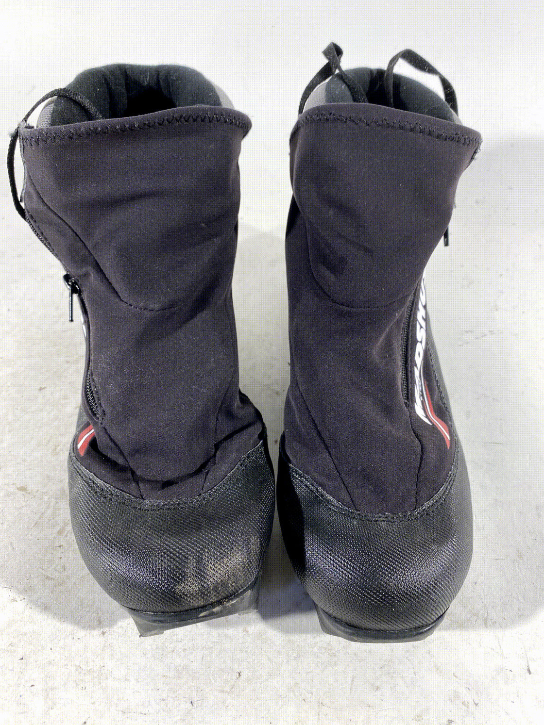 Madshus CT100 Nordic Cross Country Classic Ski Boots Size EU41 US8 for NNN 528