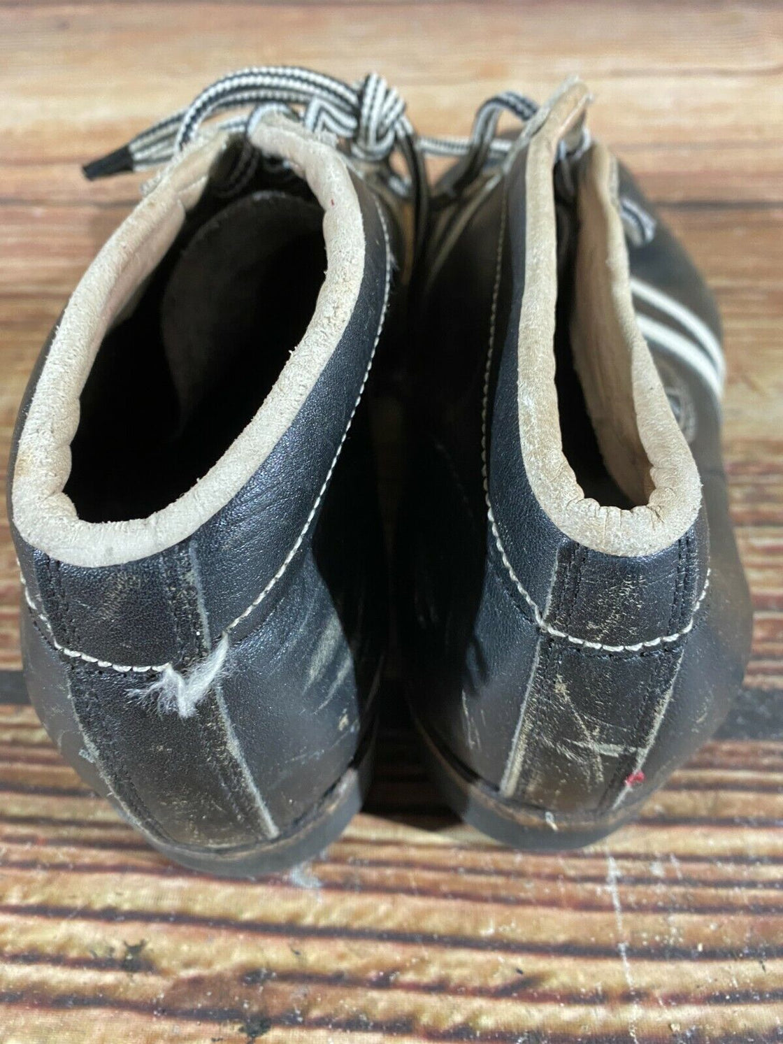 Varegg Vintage Nordic Norm Cross Country Ski Boots Size EU38 US6 NN 75mm