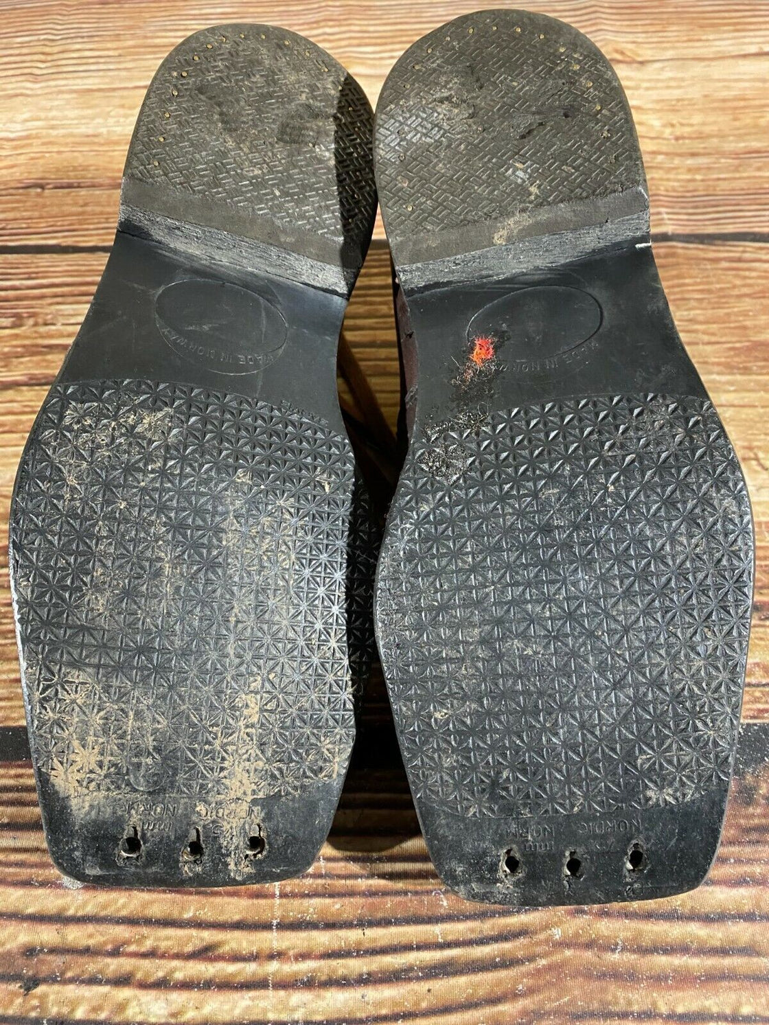 Norrona Vintage Nordic Norm Cross Country Ski Boots Size EU37 US5 NN 75mm
