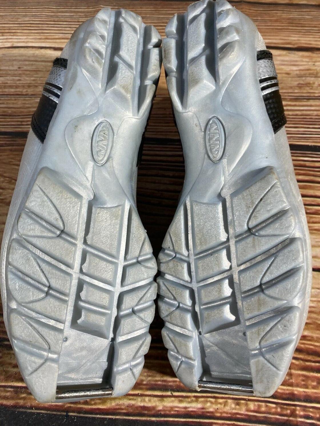 Alpina ST10 Nordic Cross Country Ski Boots Size EU36 US4.5 NNN bindings