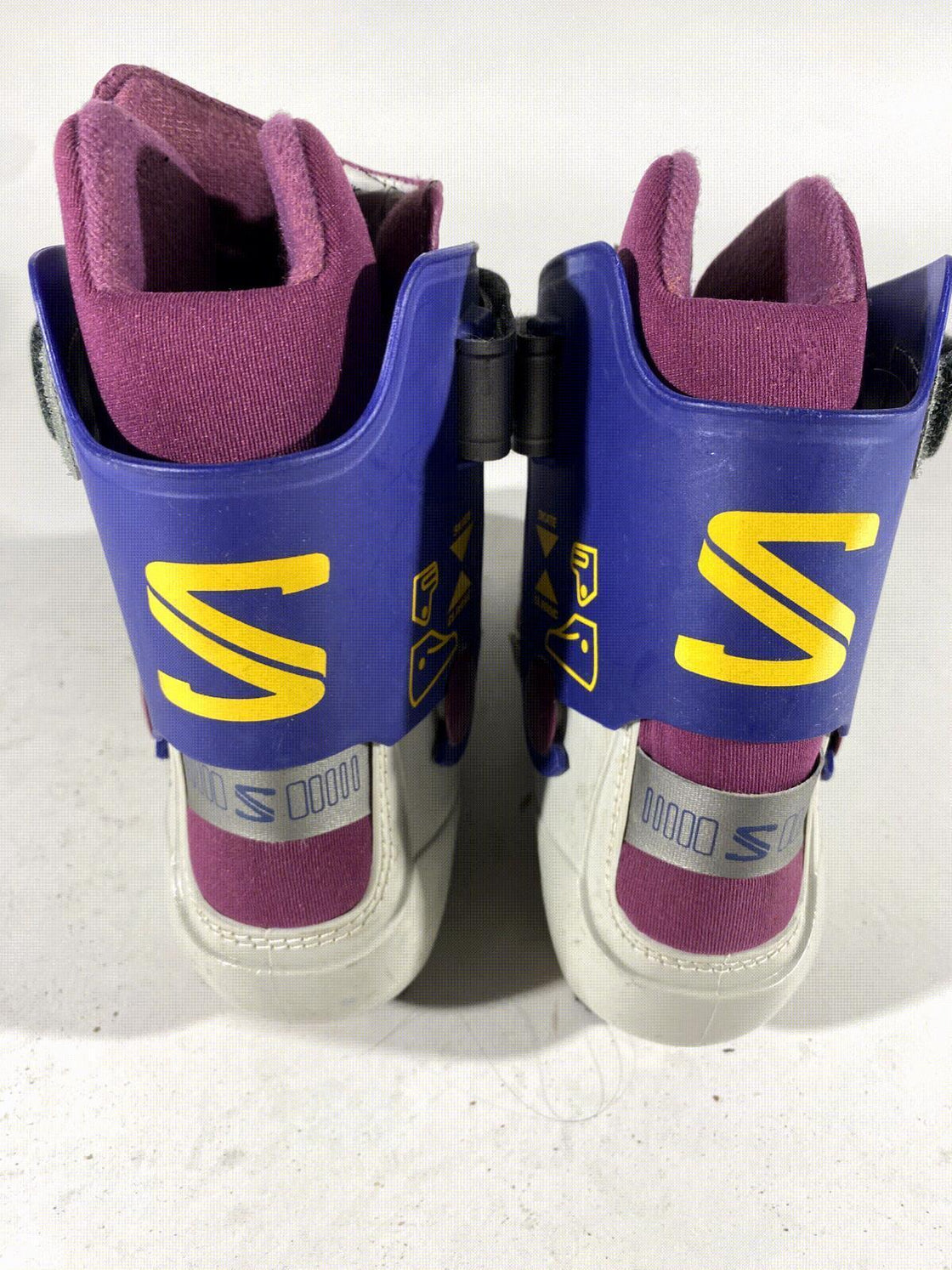SALOMON 8.11 Skate Nordic Cross Country Ski Boots Size EU38 US6 SNS Profil