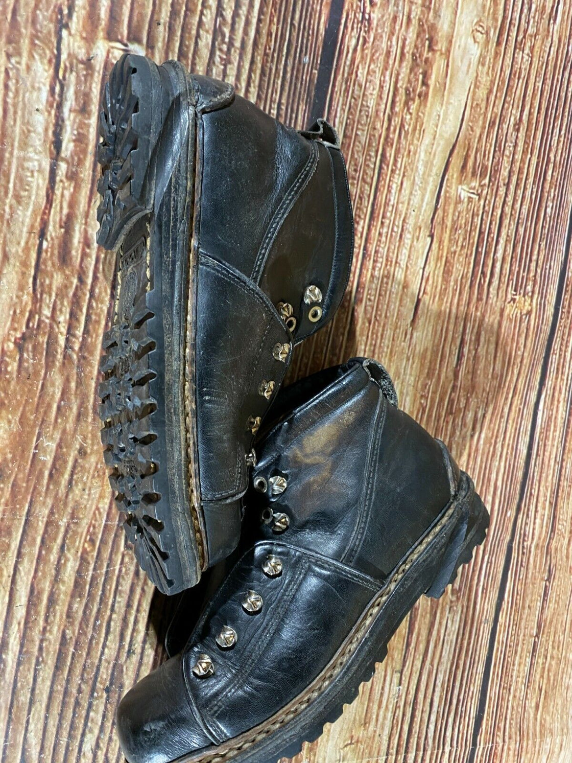 NORDICA Vintage Leather Alpine Ski Boots Cable Binding EU39 US6 Mondo 250 KL133