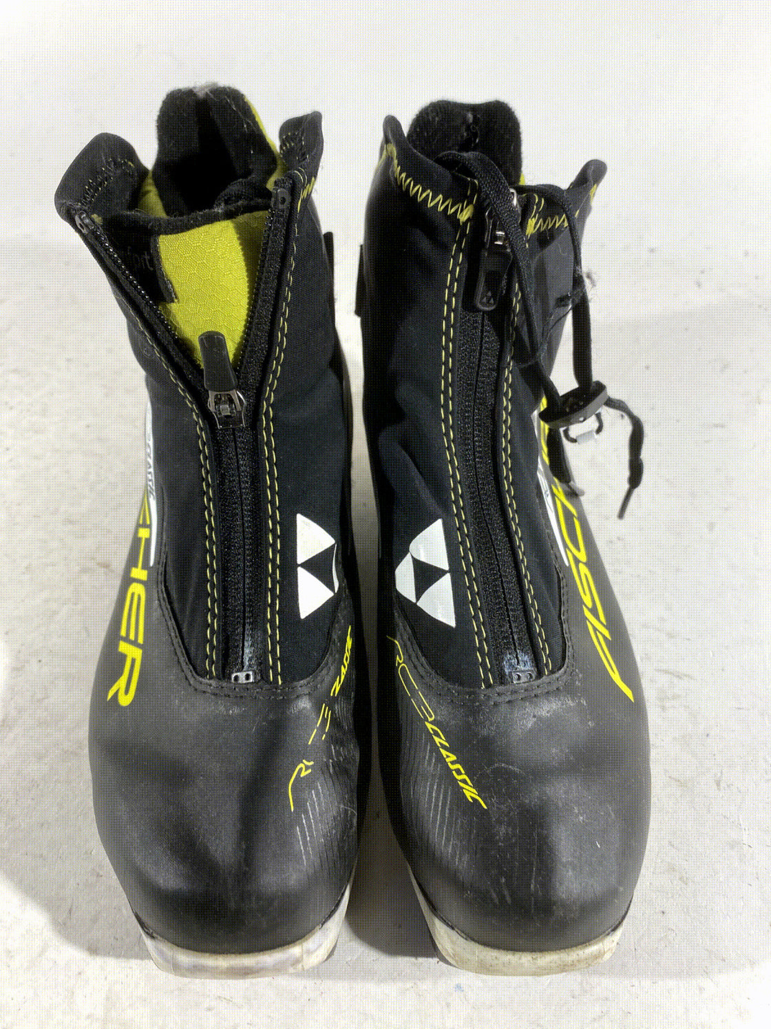 Fischer RCS Classic Nordic Cross Country Ski Boots Size EU38 US6 for NNN 386