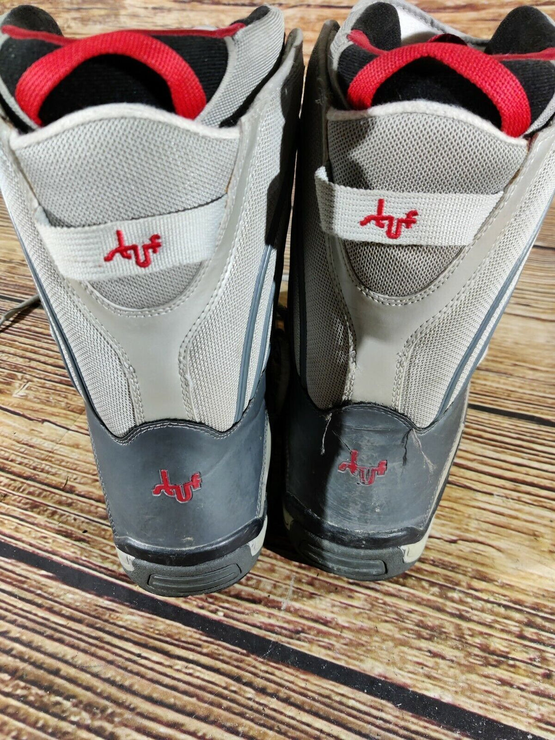 STUF Snowboard Boots Size EU43, US9.5, UK8.5, Mondo 280 mm B