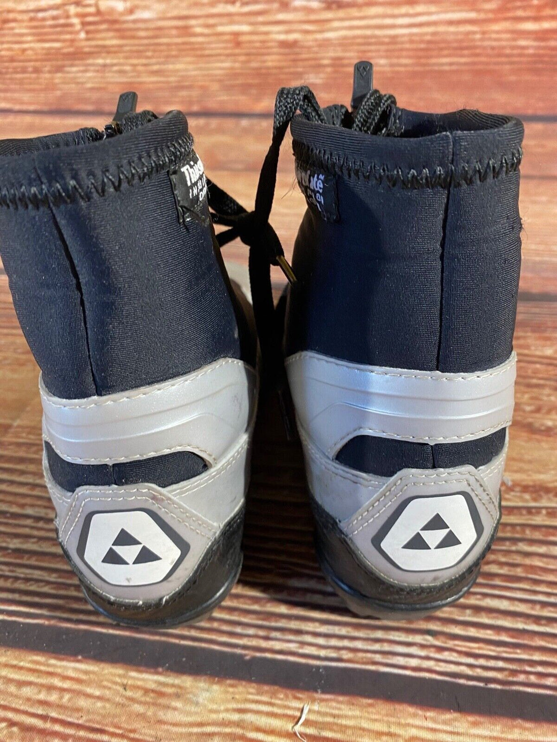 Fischer XC Touring Nordic Cross Country Ski Boots Size EU39 US7 NNN