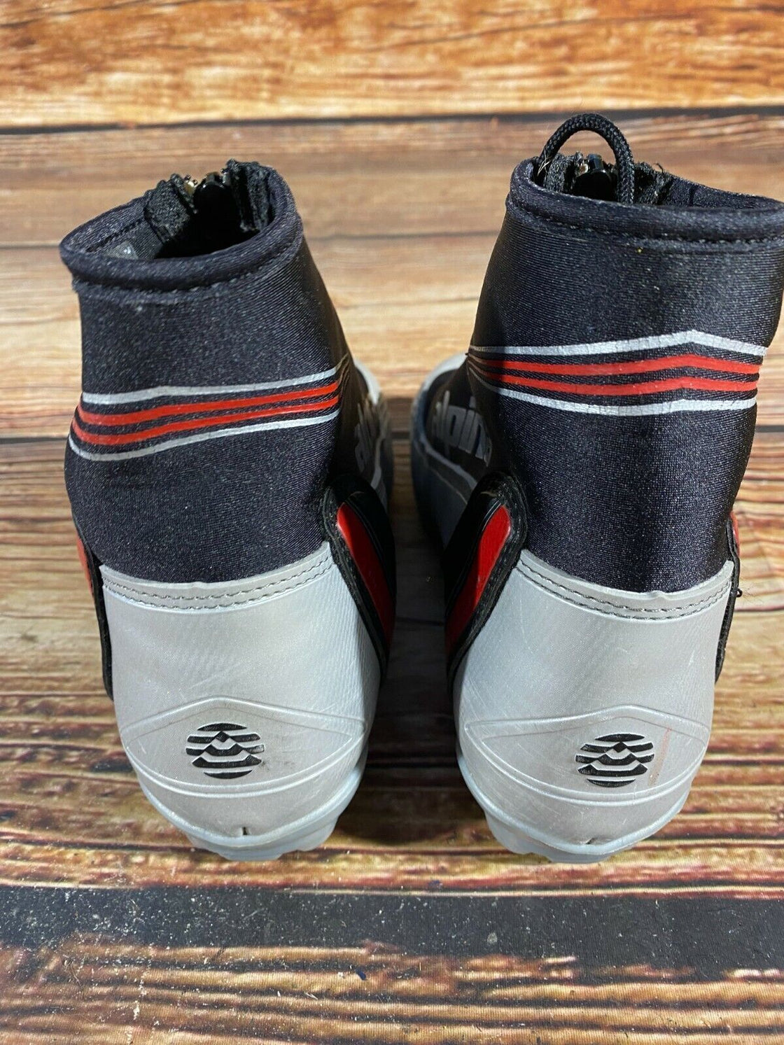 Alpina ST10 jr Nordic Cross Country Ski Boots Size EU37 US5 NNN bindings 653