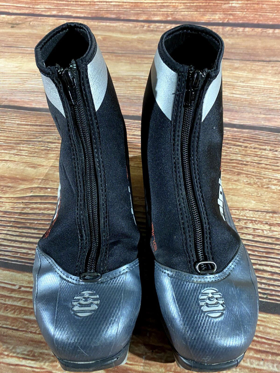 Alpina ST10 Nordic Cross Country Ski Boots Size EU41 US8 for NNN