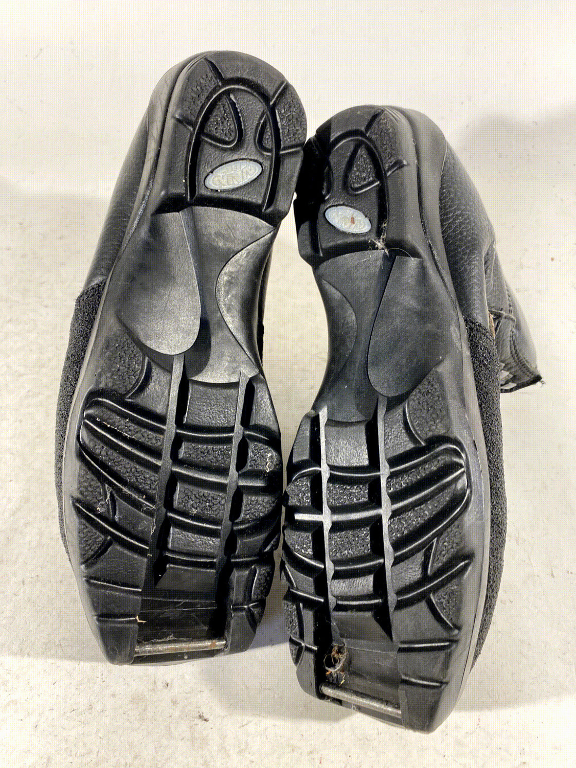 Madshus Touring Cross Country Nordic Ski Boots Size EU42 US8.5 NNN-BC 518