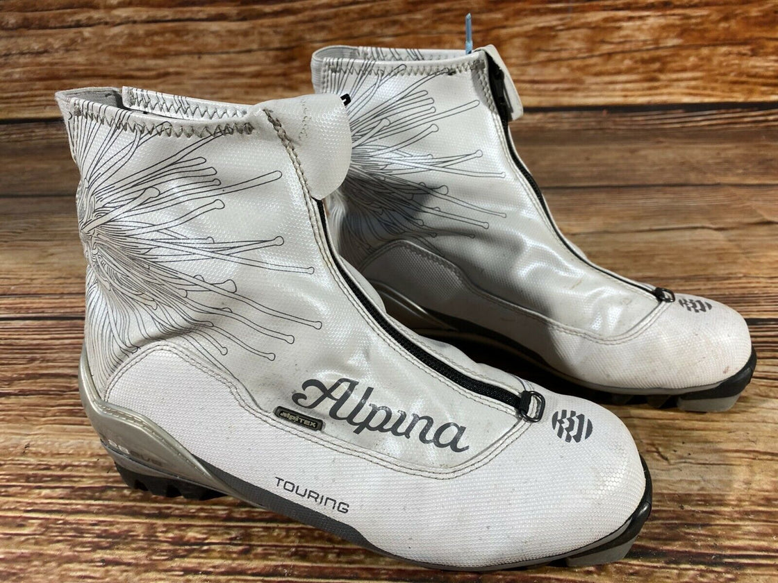 Alpina T28Eve Nordic Cross Country Ski Boots Size EU39 US7 NNN bindings 671