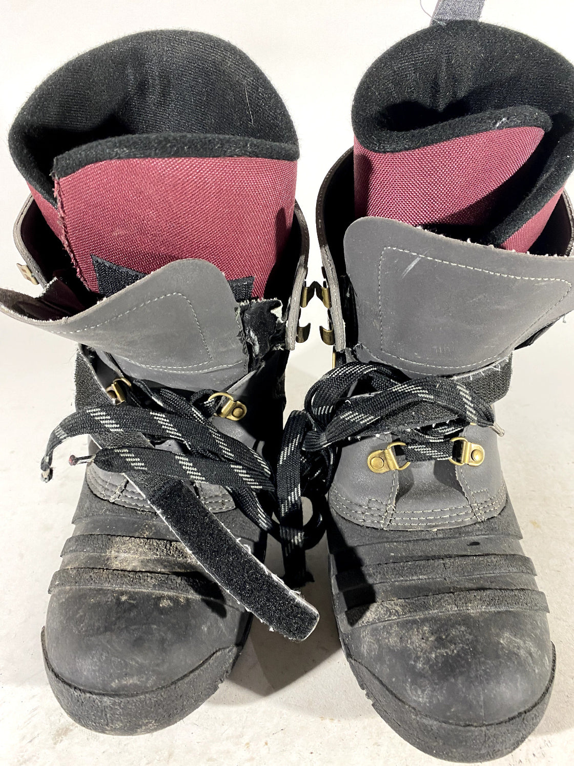 TRACK Vintage Snowboard Boots Retro Size EU44, US10, UK9 Mondo 280 mm