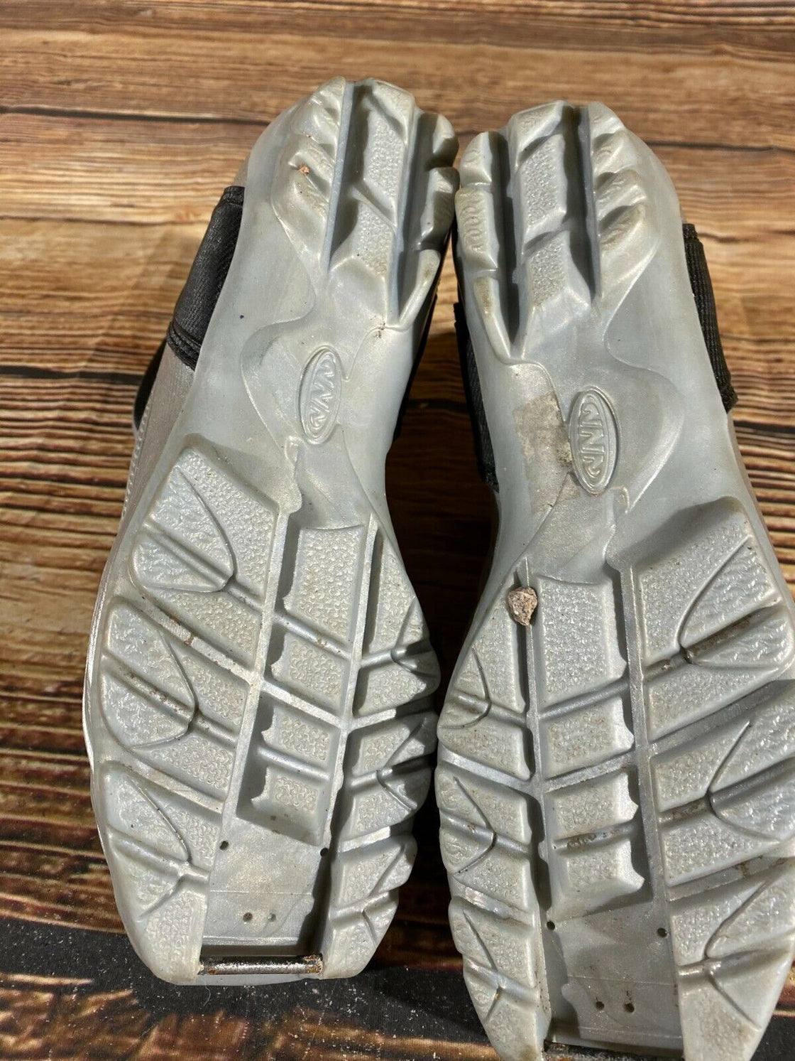 Alpina ST10 JR Nordic Cross Country Ski Boots Size EU37 US5 NNN bindings 867