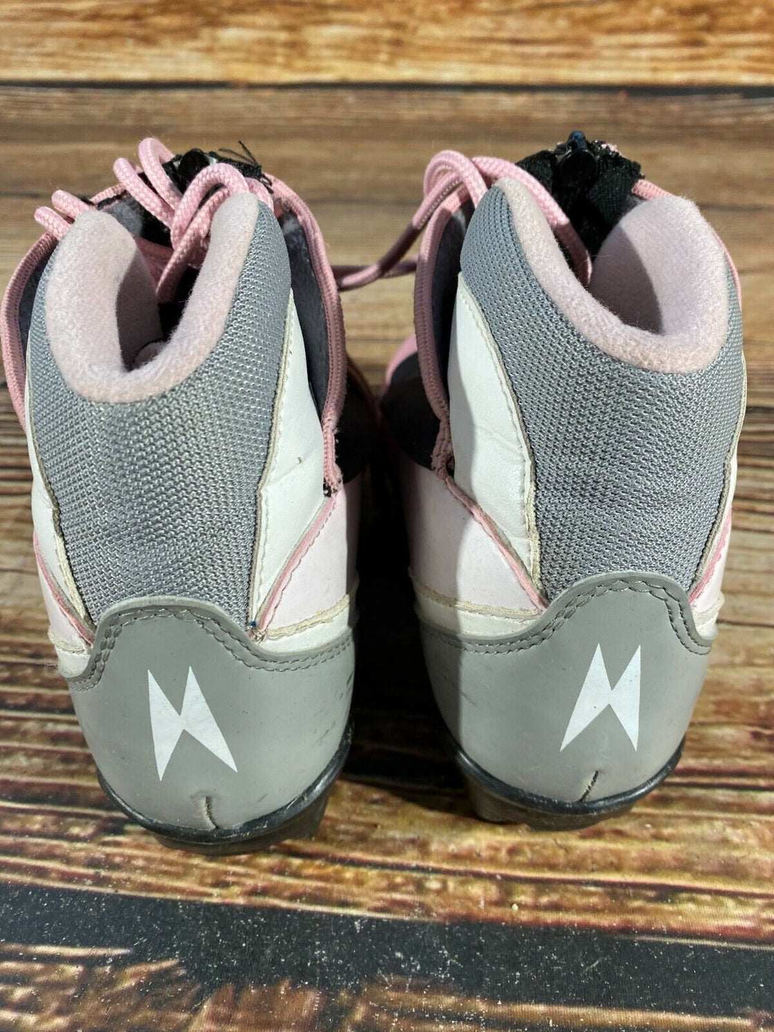 Madshus Buterfly Kids Cross Country Ski Boots Size EU32 US13.5 NNN bindings